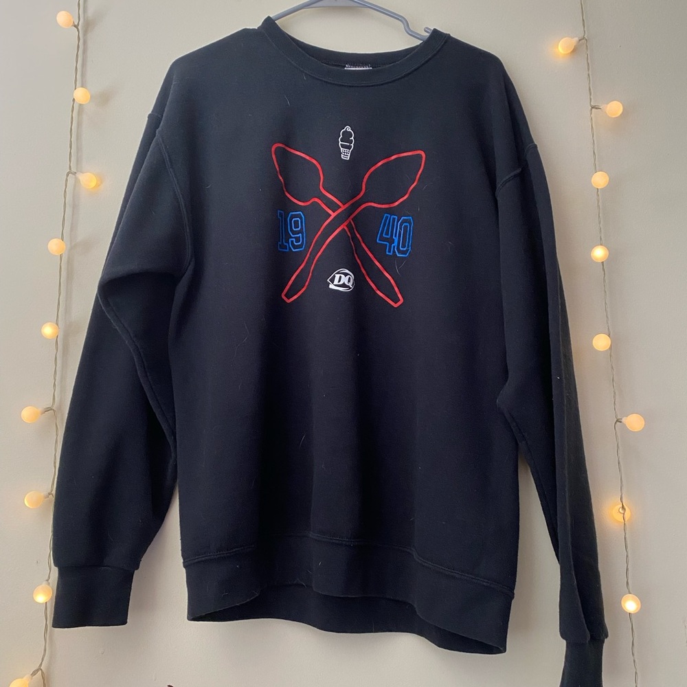 Dairy Queen crew neck